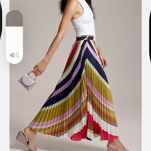 Anthropologie Maeve The Isobel silky long pleated skirt sz 4